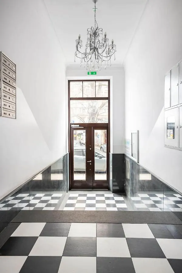 Uroczy Apartament Obok Opery I Dworca Glownego Z Netflix Krakow